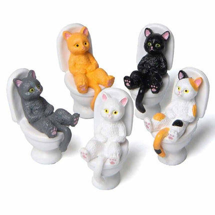 Cat On Toilet Statue Landscape Figurine Miniatures Ornament Home Decorations