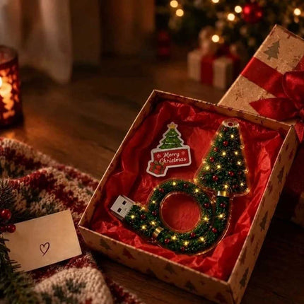 Santa Christmas Tree Projection Light, USB Powered Holiday Projector Night Lamp for Xmas Home Decoration