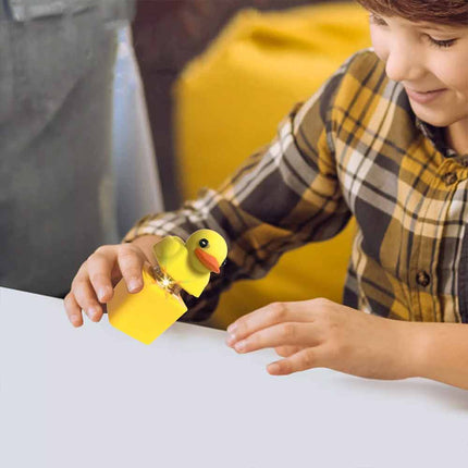 Duckys Quacking Fidgety Toys Ducky Hat Keychains Stress Relievers Squeaking