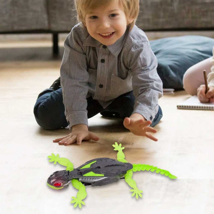 Wall Crawler Gecko Remote Control Robot, Rechargeable
