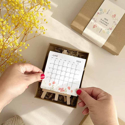 2025 Growable Plantable Seed Paper Desk Calendar Wildflower Desk Planner w/Stand