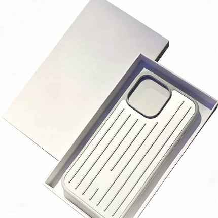2026 New Silver Aluminum Phone Case - Slim Protective Cover for iPhone 17 Pro Max