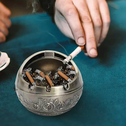 Cigarette smoking for ashtray holder with decorative lid ashtray 8CM