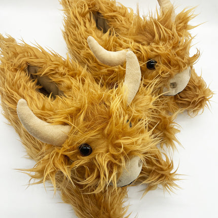 Highland Cow Slippers – Novelty Fluffy Plush Warm Animal Slippers (Adult & Kid Sizes)