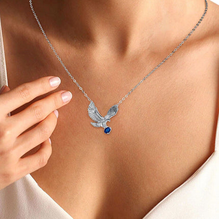 European-Style Flying Eagle Pendant Necklace – Blue Accent Silver-Plated Jewelry Chain