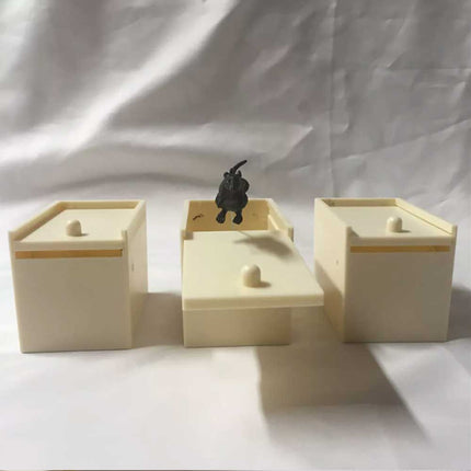 Halloween Toys Prank Spider Scare Box Hidden in Case Trick Play Joke Scare Box