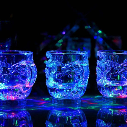 Dragon Pattern Color Changing Light Up Mug Novelty Drinking Cup Gift