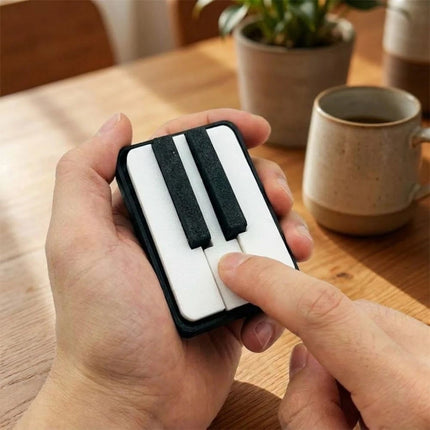 3D Printed Piano Keyboard Fidget Clicker Keychain, Novelty Stress Relief Toy
