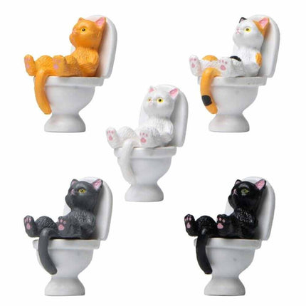 Cat On Toilet Statue Landscape Figurine Miniatures Ornament Home Decorations